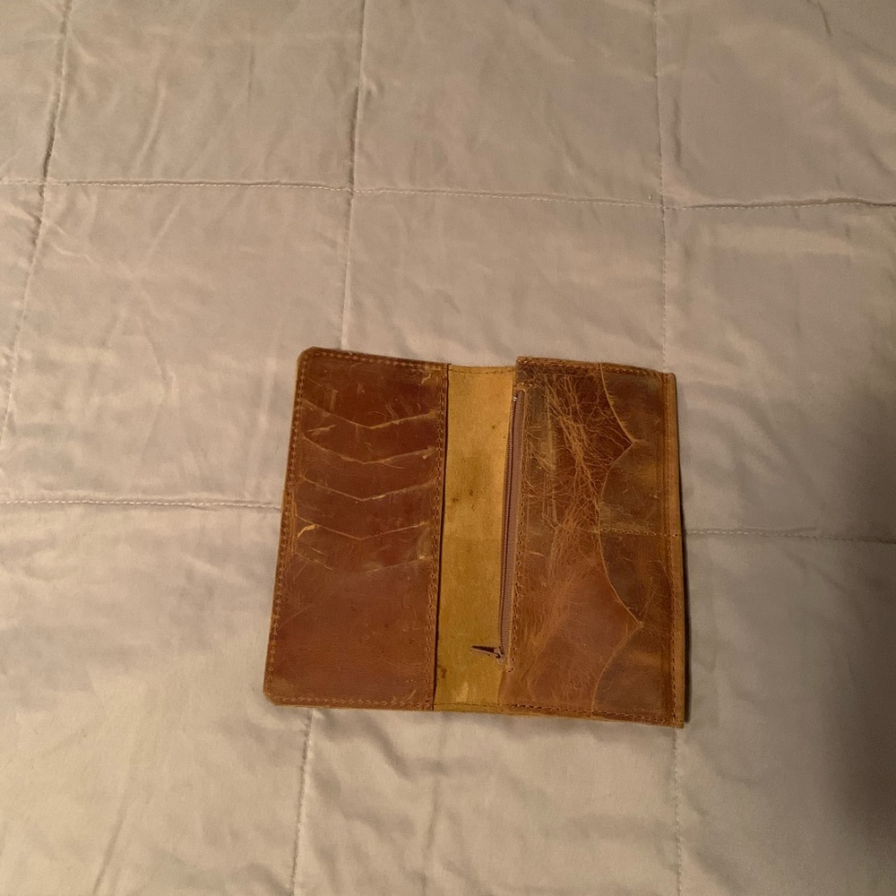 All leather wallet
